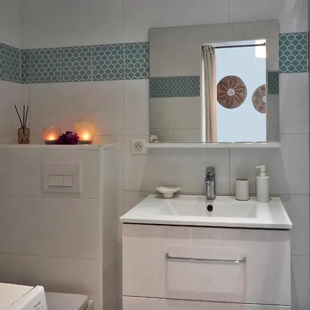 Rafalenadjan, Ideal Fuer Familien, Eigener Pool, Schoene Terrasse, Eigener Parkplatz By Riviera Homelife Management Vakantiehuis